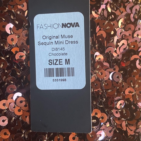 Chocolate, M size, sequin shirt above the knee, some stretch - Picture 4 of 4